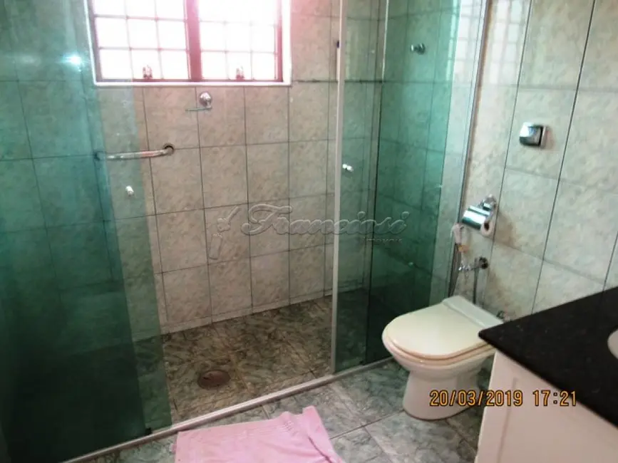 Foto 6 de Casa com 2 quartos para alugar, 205m2 em Centro, Itapetininga - SP