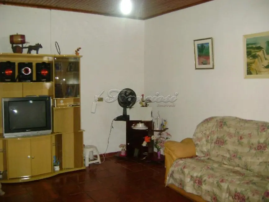Casa com 3 quartos à venda, 140m2 em Vila Alves, Itapetininga - SP - imagem 5 Foto 5 de Casa com 3 quartos à venda, 140m2 em Vila Alves, Itapetininga - SP