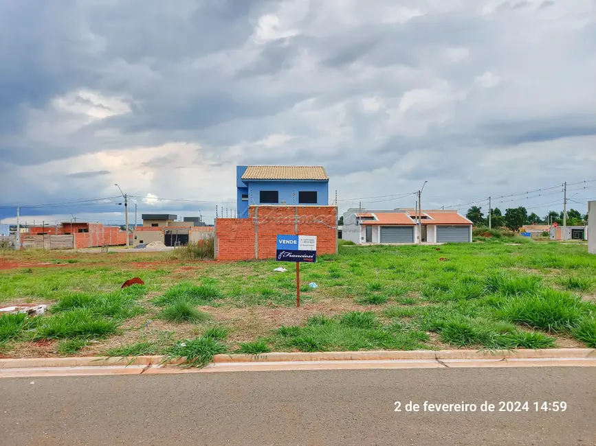 Foto 1 de Fazenda / Haras à venda, 160m2 em Itapetininga - SP