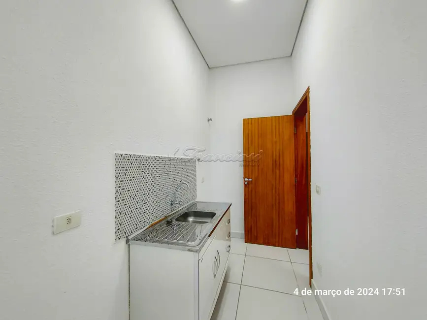 Sala Comercial para alugar, 364m2 em Centro, Itapetininga - SP - imagem 7 Foto 7 de Sala Comercial para alugar, 364m2 em Centro, Itapetininga - SP