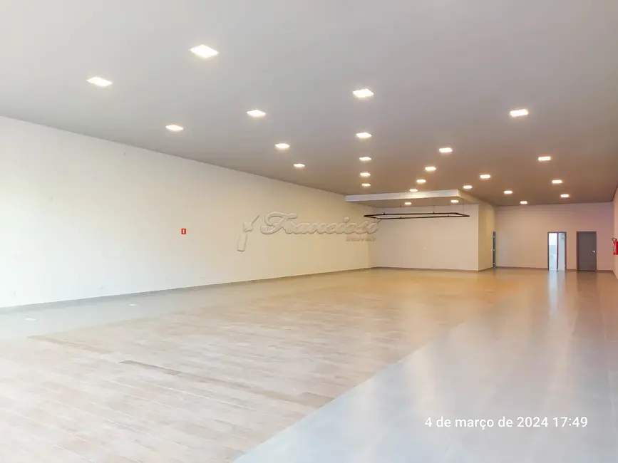 Foto 1 de Sala Comercial para alugar, 364m2 em Centro, Itapetininga - SP