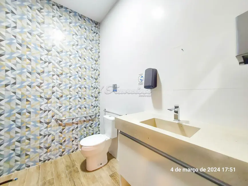 Sala Comercial para alugar, 364m2 em Centro, Itapetininga - SP - imagem 4 Foto 4 de Sala Comercial para alugar, 364m2 em Centro, Itapetininga - SP