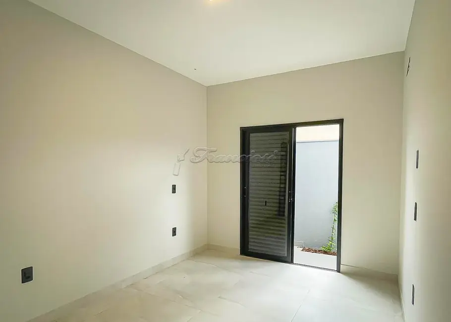 Foto 6 de Casa de Condomínio com 3 quartos à venda, 12m2 em Terras de Santo Antônio, Itapetininga - SP