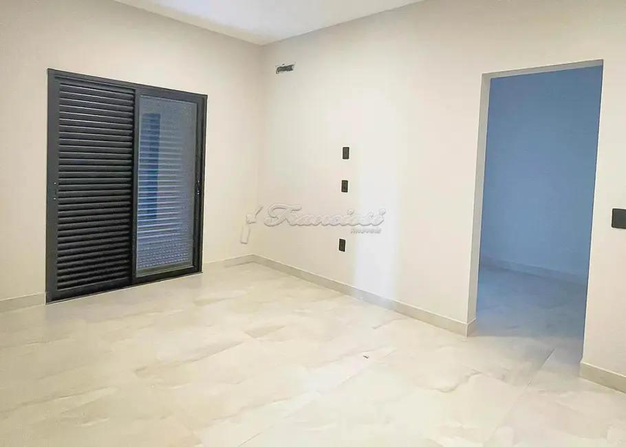 Foto 4 de Casa de Condomínio com 3 quartos à venda, 12m2 em Terras de Santo Antônio, Itapetininga - SP