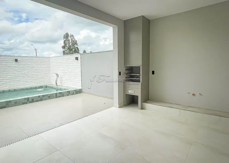 Foto 8 de Casa de Condomínio com 3 quartos à venda, 12m2 em Terras de Santo Antônio, Itapetininga - SP