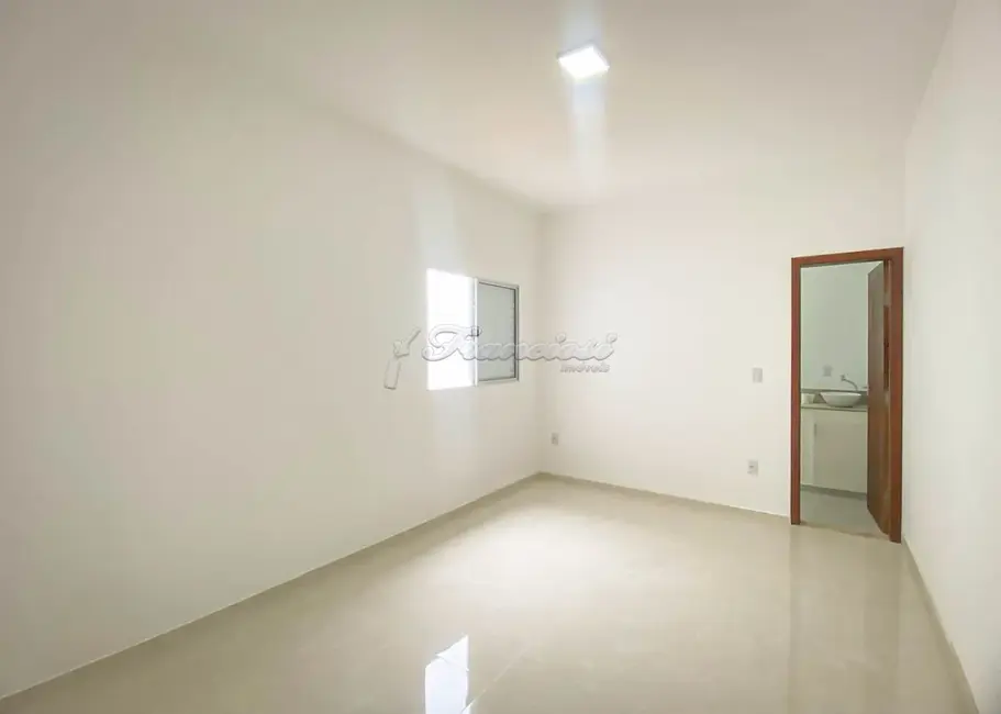 Casa com 3 quartos à venda, 112m2 em Loteamento Residencial Reserva das Paineiras, Itapetininga - SP - imagem 6 Foto 6 de Casa com 3 quartos à venda, 112m2 em Loteamento Residencial Reserva das Paineiras, Itapetininga - SP