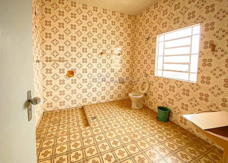 Loja à venda, 318m2 em Centro, Itapetininga - SP - imagem 5 Foto 5 de Loja à venda, 318m2 em Centro, Itapetininga - SP