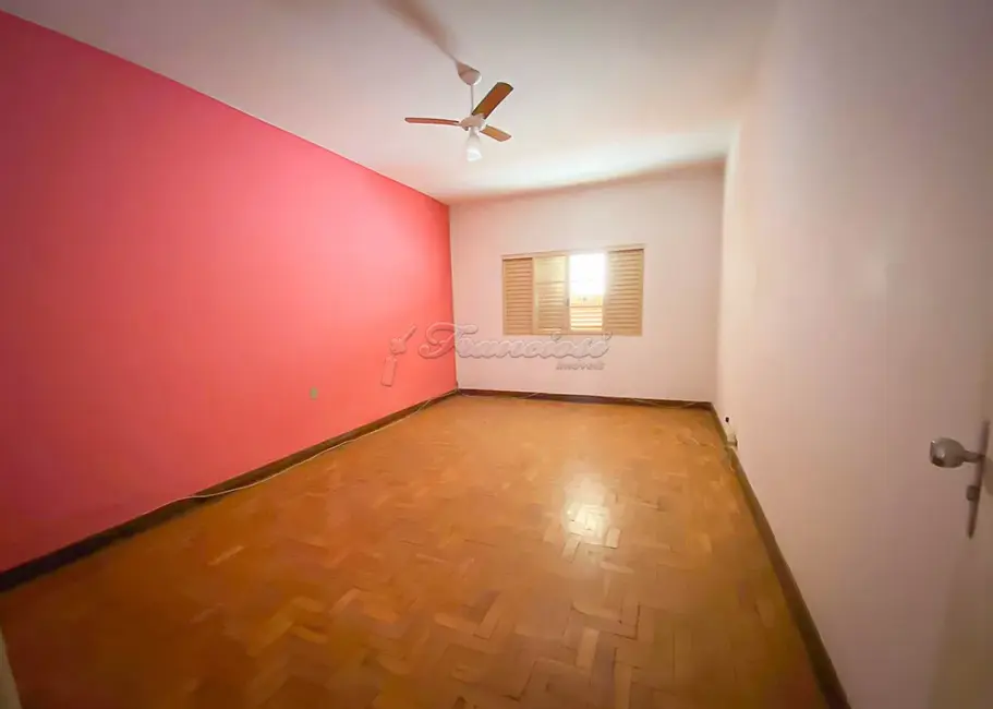 Loja à venda, 318m2 em Centro, Itapetininga - SP - imagem 6 Foto 6 de Loja à venda, 318m2 em Centro, Itapetininga - SP