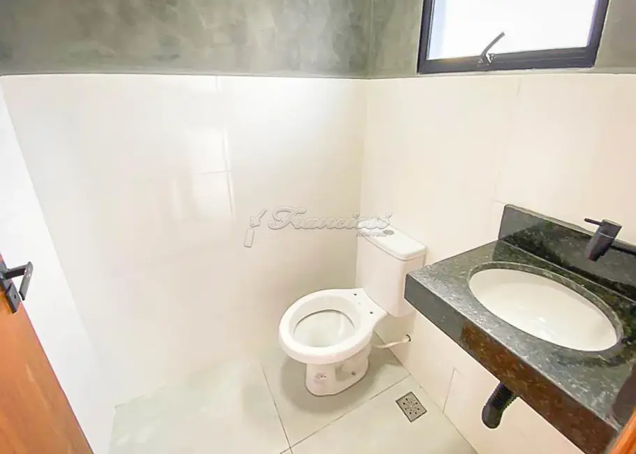 Casa com 2 quartos à venda, 143m2 em Vila Apolo, Itapetininga - SP - imagem 8 Foto 8 de Casa com 2 quartos à venda, 143m2 em Vila Apolo, Itapetininga - SP