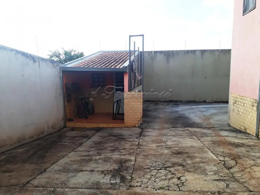 Casa com 3 quartos à venda, 720m2 em Portal da Figueira, Itapetininga - SP - imagem 9 Foto 9 de Casa com 3 quartos à venda, 720m2 em Portal da Figueira, Itapetininga - SP