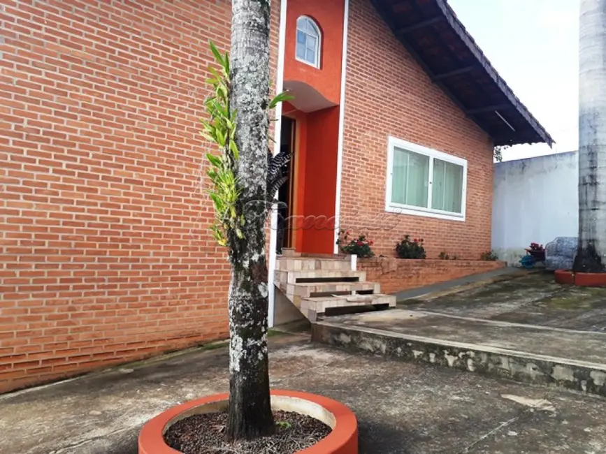 Foto 1 de Casa com 3 quartos à venda, 720m2 em Portal da Figueira, Itapetininga - SP