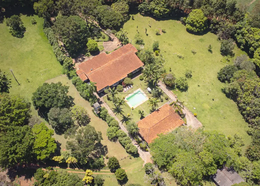 Chácara à venda, 1300m2 em Chapada Grande, Itapetininga - SP - imagem 3 Foto 3 de Chácara à venda, 1300m2 em Chapada Grande, Itapetininga - SP