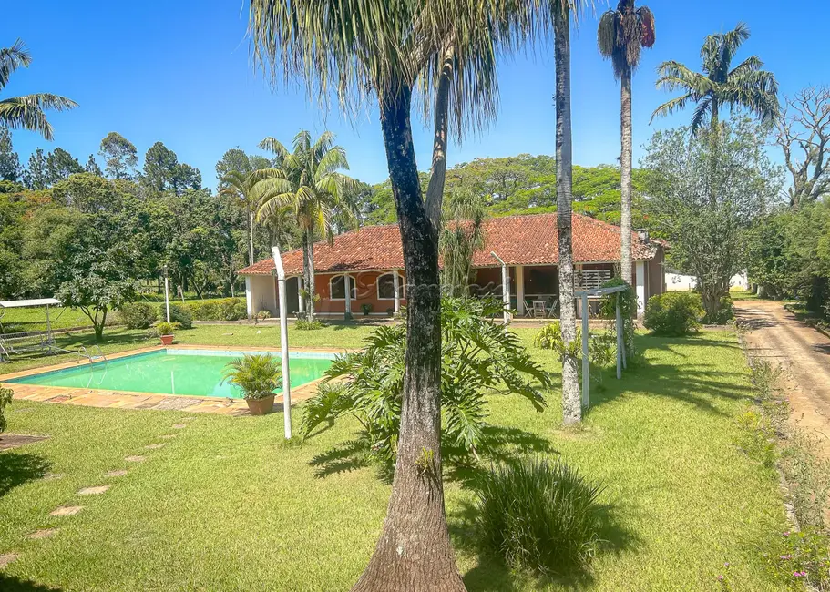 Chácara à venda, 1300m2 em Chapada Grande, Itapetininga - SP - imagem 4 Foto 4 de Chácara à venda, 1300m2 em Chapada Grande, Itapetininga - SP