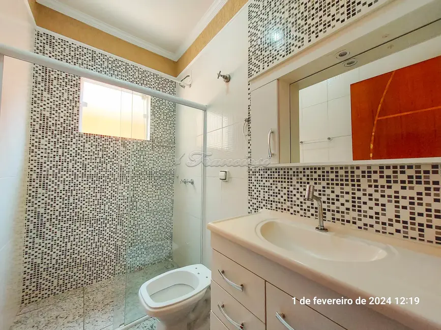 Casa com 2 quartos à venda, 100m2 em Jardim Brasil, Itapetininga - SP - imagem 9 Foto 9 de Casa com 2 quartos à venda, 100m2 em Jardim Brasil, Itapetininga - SP