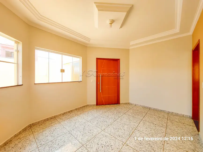 Casa com 2 quartos à venda, 100m2 em Jardim Brasil, Itapetininga - SP - imagem 3 Foto 3 de Casa com 2 quartos à venda, 100m2 em Jardim Brasil, Itapetininga - SP