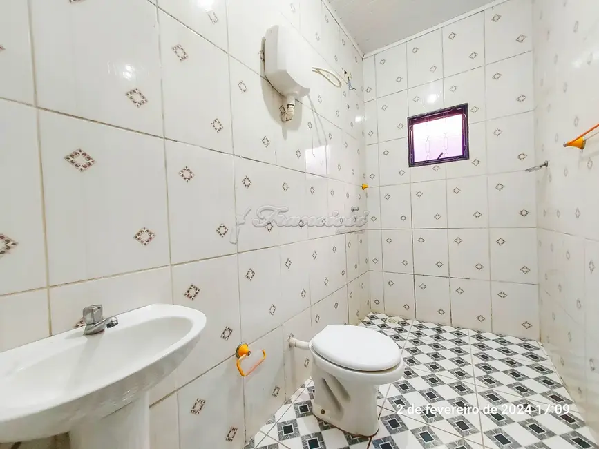 Foto 5 de Casa com 3 quartos para alugar, 99m2 em Vila Carolina, Itapetininga - SP