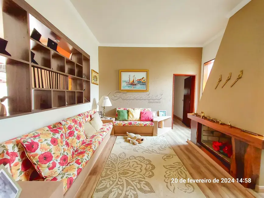 Foto 8 de Casa com 3 quartos para alugar, 235m2 em Centro, Itapetininga - SP