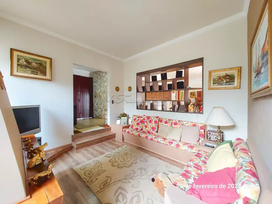 Foto 9 de Casa com 3 quartos para alugar, 235m2 em Centro, Itapetininga - SP