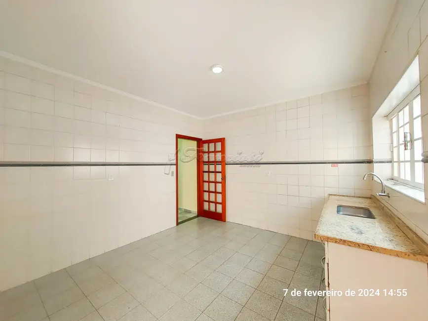 Foto 5 de Casa com 3 quartos para alugar, 181m2 em Centro, Itapetininga - SP