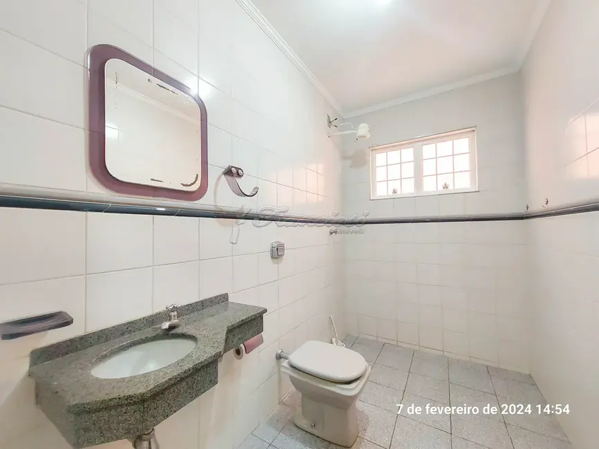 Foto 3 de Casa com 3 quartos para alugar, 181m2 em Centro, Itapetininga - SP