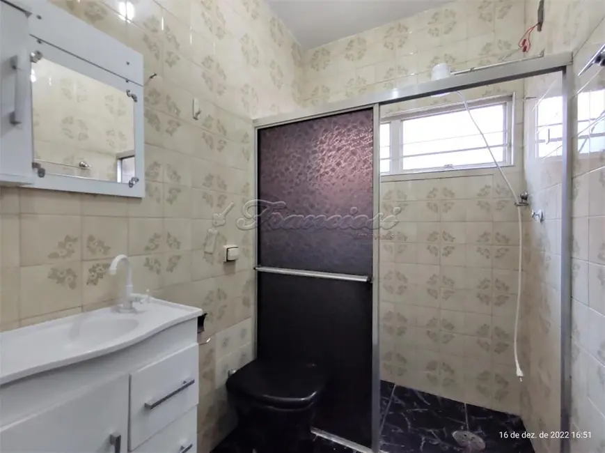 Casa com 2 quartos à venda, 141m2 em Vila Vendramini, Itapetininga - SP - imagem 5 Foto 5 de Casa com 2 quartos à venda, 141m2 em Vila Vendramini, Itapetininga - SP