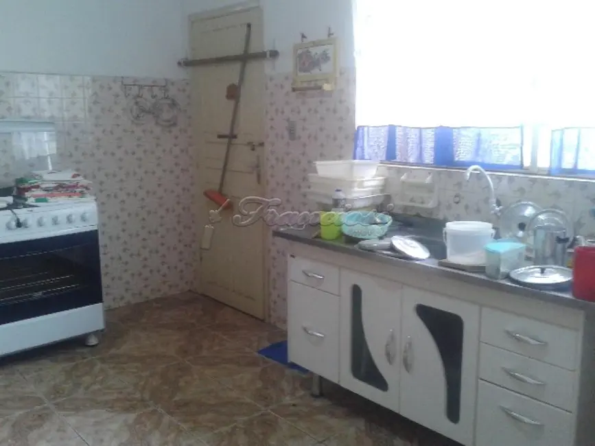 Foto 3 de Casa com 3 quartos à venda, 116m2 em Vila Oliveira, Itapetininga - SP