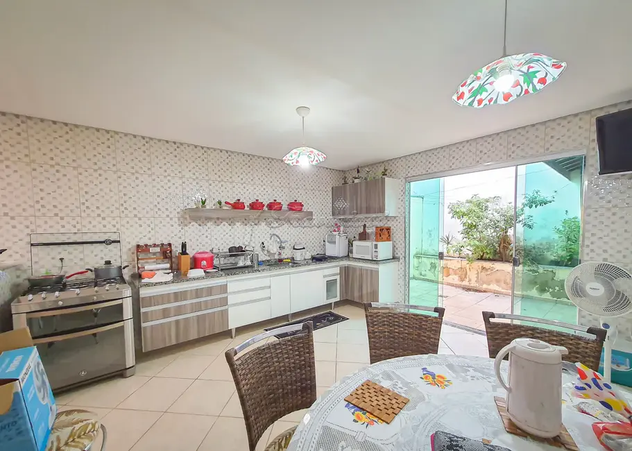 Casa de Condomínio com 2 quartos à venda, 106m2 em Vila Progresso, Itapetininga - SP - imagem 5 Foto 5 de Casa de Condomínio com 2 quartos à venda, 106m2 em Vila Progresso, Itapetininga - SP