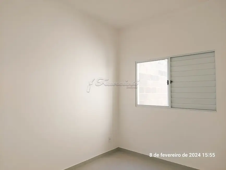 Casa de Condomínio com 2 quartos para alugar, 96m2 em Itapetininga - SP - imagem 4 Foto 4 de Casa de Condomínio com 2 quartos para alugar, 96m2 em Itapetininga - SP