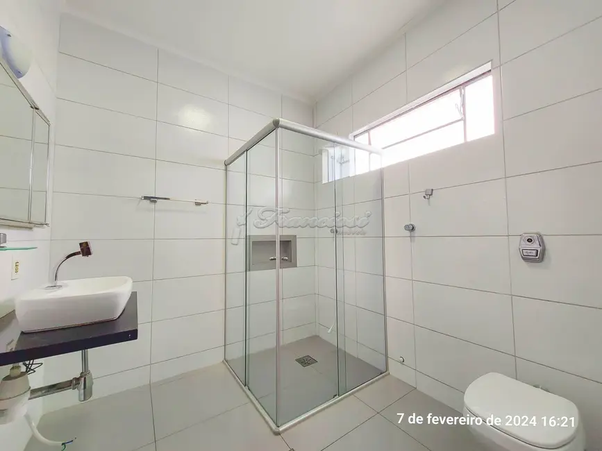 Foto 2 de Casa com 3 quartos para alugar, 278m2 em Centro, Itapetininga - SP