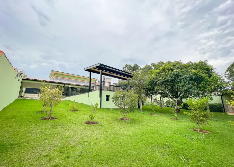 Chácara com 5 quartos à venda, 500m2 em Portal da Figueira, Itapetininga - SP - imagem 7 Foto 7 de Chácara com 5 quartos à venda, 500m2 em Portal da Figueira, Itapetininga - SP