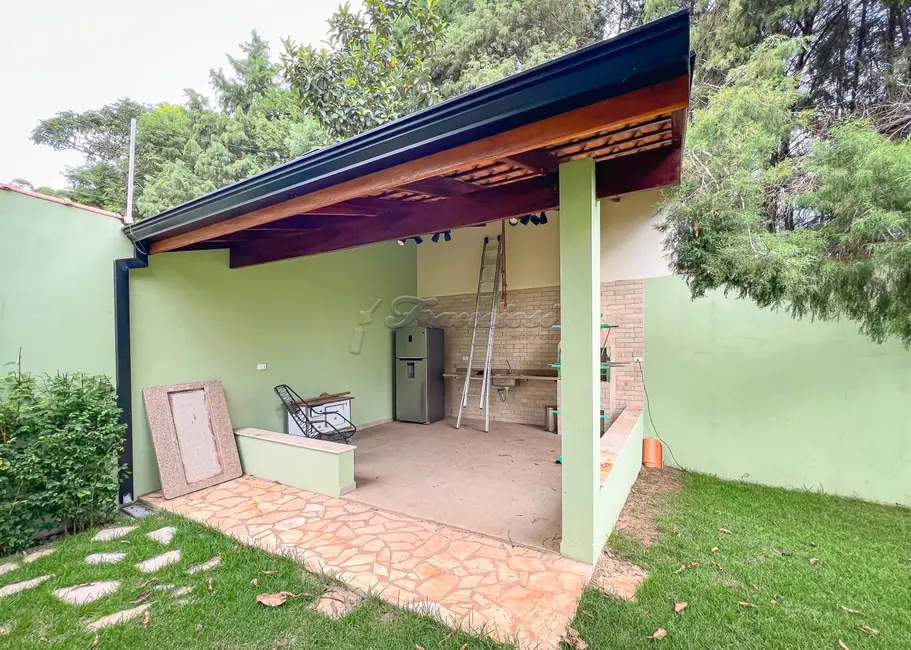 Chácara com 5 quartos à venda, 500m2 em Portal da Figueira, Itapetininga - SP - imagem 9 Foto 9 de Chácara com 5 quartos à venda, 500m2 em Portal da Figueira, Itapetininga - SP