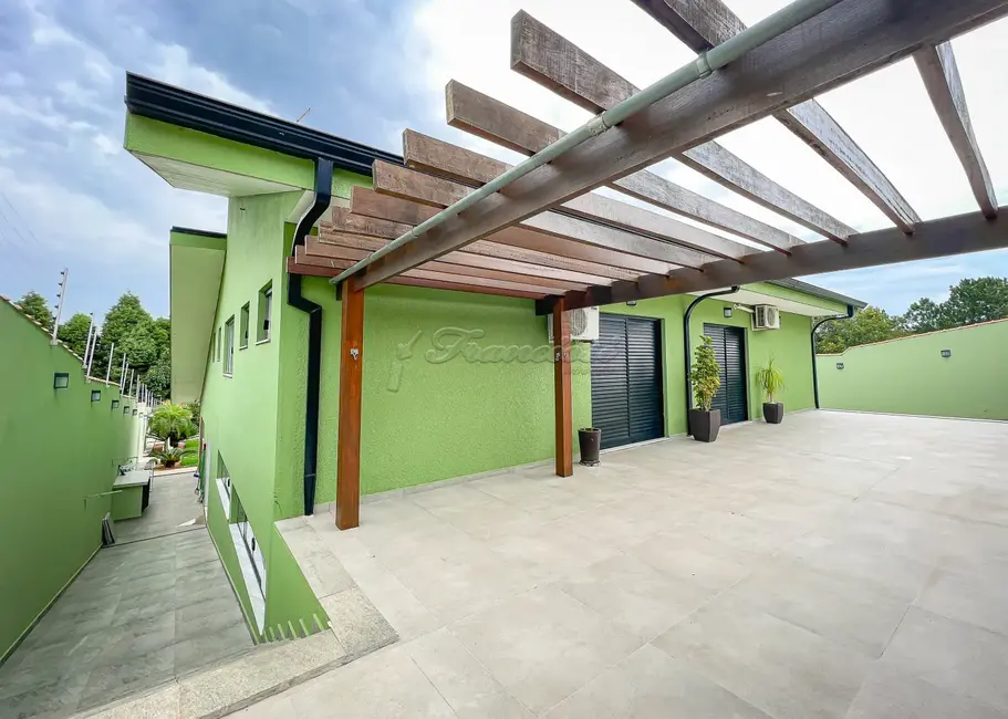 Foto 1 de Chácara com 5 quartos à venda, 500m2 em Portal da Figueira, Itapetininga - SP