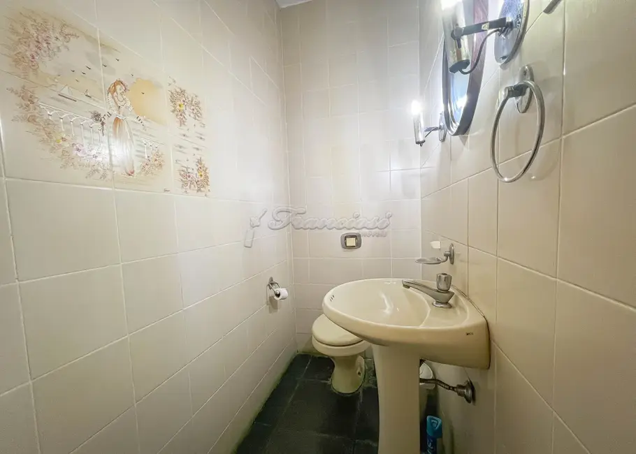 Foto 4 de Casa com 3 quartos para alugar, 250m2 em Vila Vendramini, Itapetininga - SP