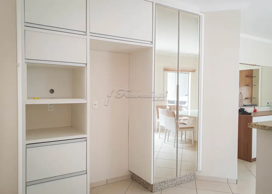 Casa com 4 quartos à venda, 219m2 em Vila São Pedro, Itapetininga - SP - imagem 8 Foto 8 de Casa com 4 quartos à venda, 219m2 em Vila São Pedro, Itapetininga - SP