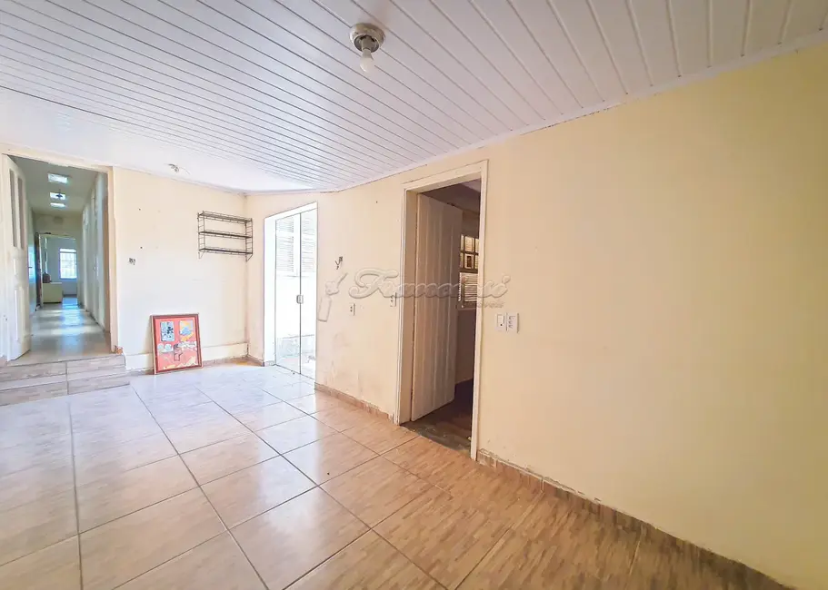 Casa com 3 quartos à venda, 198m2 em Vila Rosa, Itapetininga - SP - imagem 6 Foto 6 de Casa com 3 quartos à venda, 198m2 em Vila Rosa, Itapetininga - SP