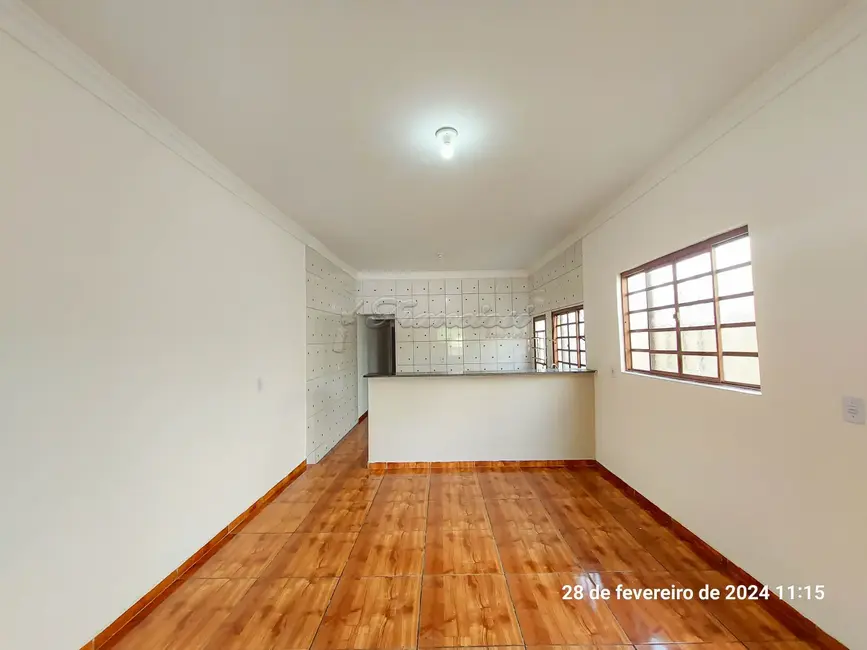 Foto 1 de Casa com 2 quartos à venda, 150m2 em Vila Carolina, Itapetininga - SP