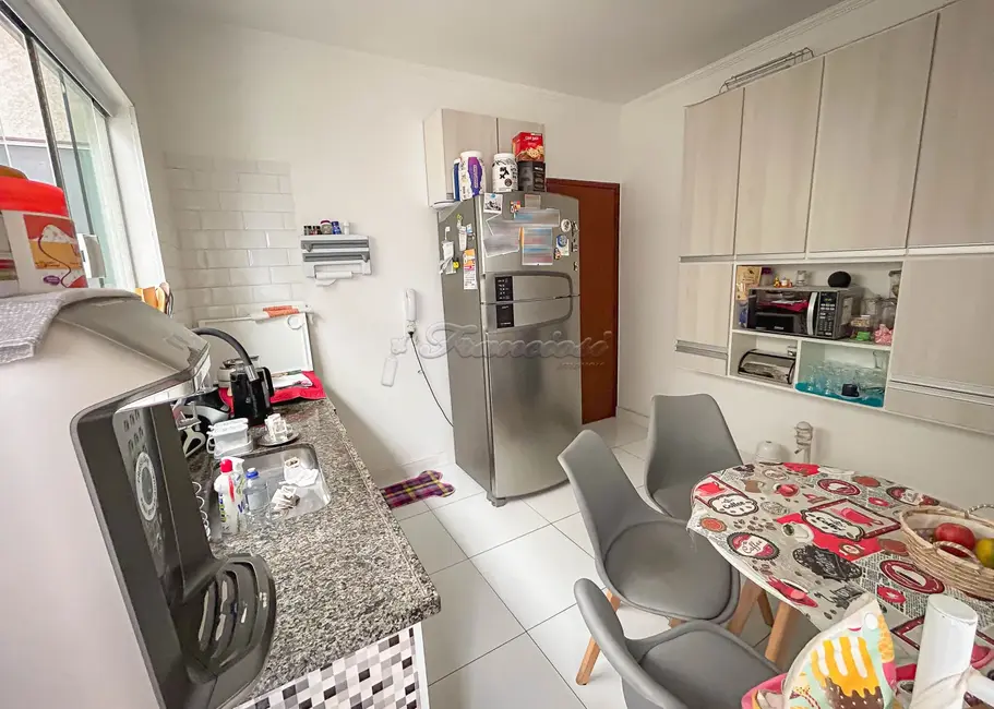 Casa com 2 quartos à venda, 112m2 em Vila Carolina, Itapetininga - SP - imagem 3 Foto 3 de Casa com 2 quartos à venda, 112m2 em Vila Carolina, Itapetininga - SP