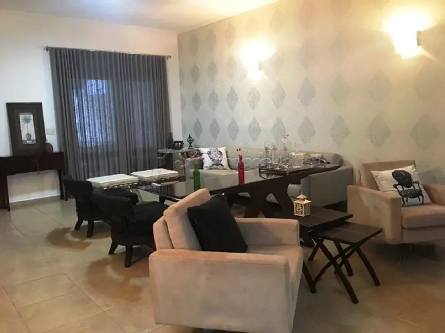 Foto 2 de Casa de Condomínio com 4 quartos à venda, 340m2 em Jardim Marabá, Itapetininga - SP