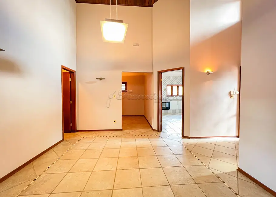 Casa com 3 quartos à venda, 277m2 em Jardim Colombo, Itapetininga - SP - imagem 5 Foto 5 de Casa com 3 quartos à venda, 277m2 em Jardim Colombo, Itapetininga - SP