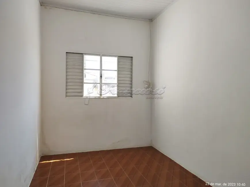 Casa com 2 quartos à venda, 66m2 em Jardim Itália, Itapetininga - SP - imagem 3 Foto 3 de Casa com 2 quartos à venda, 66m2 em Jardim Itália, Itapetininga - SP