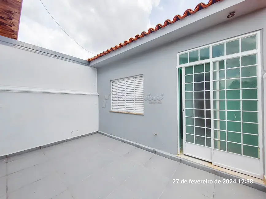 Foto 9 de Casa com 2 quartos para alugar, 119m2 em Vila Santana, Itapetininga - SP