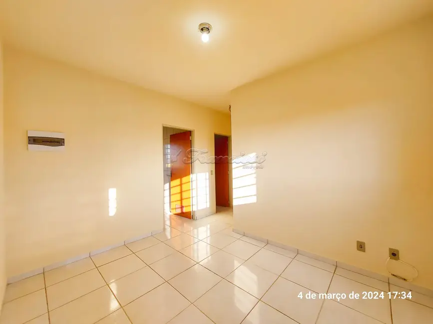 Foto 1 de Apartamento com 2 quartos para alugar em Itapetininga - SP