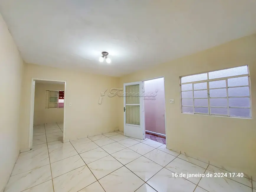 Foto 3 de Casa com 2 quartos à venda, 128m2 em Vila Grace, Itapetininga - SP