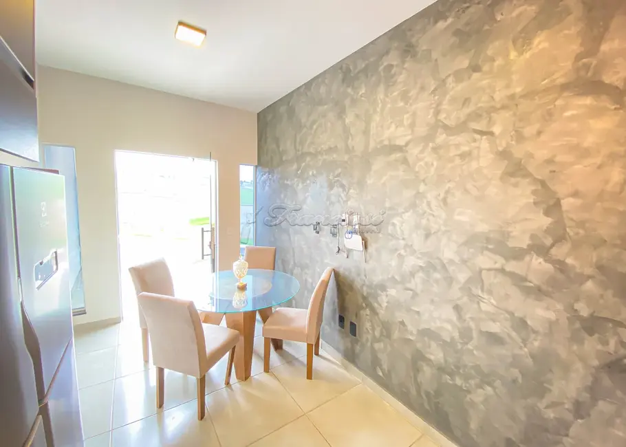 Foto 4 de Casa de Condomínio com 4 quartos à venda, 180m2 em Vila Progresso, Itapetininga - SP