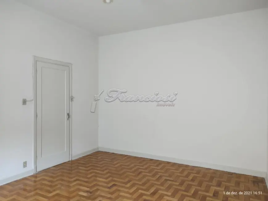 Casa com 2 quartos à venda, 123m2 em Centro, Itapetininga - SP - imagem 9 Foto 9 de Casa com 2 quartos à venda, 123m2 em Centro, Itapetininga - SP