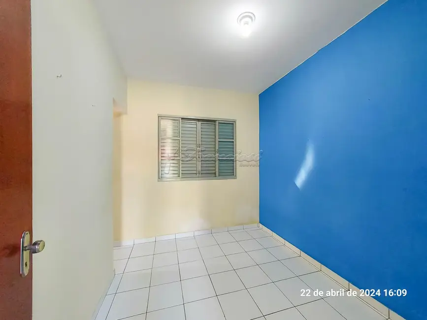 Casa com 3 quartos para alugar, 150m2 em Vila Nastri, Itapetininga - SP - imagem 7 Foto 7 de Casa com 3 quartos para alugar, 150m2 em Vila Nastri, Itapetininga - SP