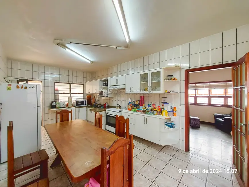 Casa com 4 quartos para alugar, 390m2 em Parque Atenas do Sul, Itapetininga - SP - imagem 4 Foto 4 de Casa com 4 quartos para alugar, 390m2 em Parque Atenas do Sul, Itapetininga - SP