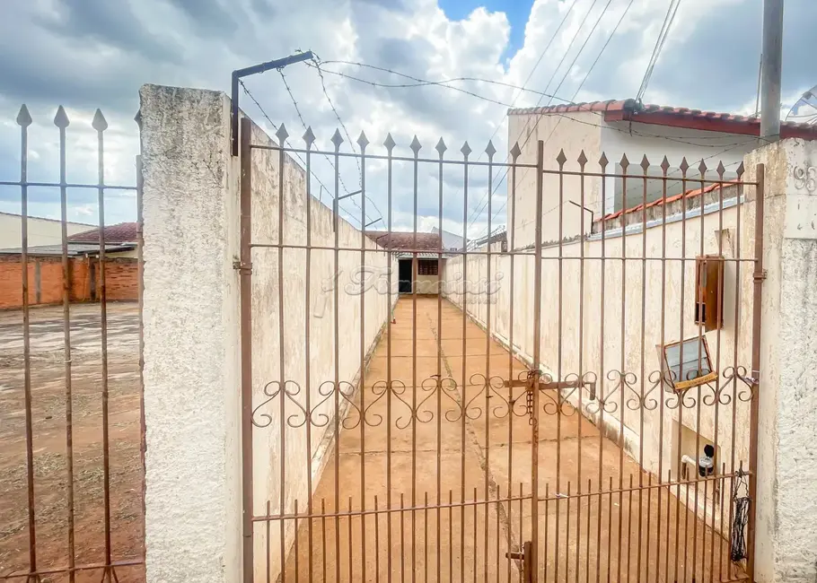 Foto 3 de Fazenda / Haras à venda, 82m2 em Jardim Vieira de Moraes, Itapetininga - SP