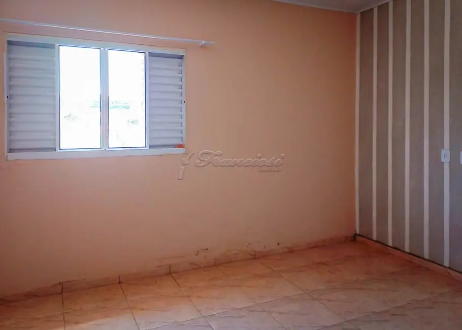 Foto 1 de Loja com 4 quartos à venda, 83m2 em Campina Do Monte Alegre - SP
