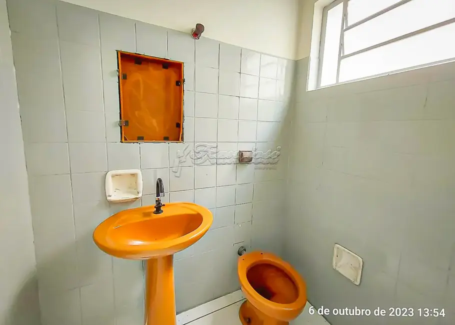 Loja à venda, 211m2 em Centro, Itapetininga - SP - imagem 3 Foto 3 de Loja à venda, 211m2 em Centro, Itapetininga - SP